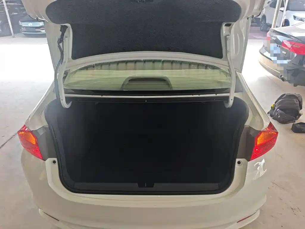 Honda City 2018 — фото 19