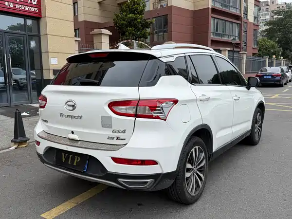 GAC Trumpchi GS4 2016