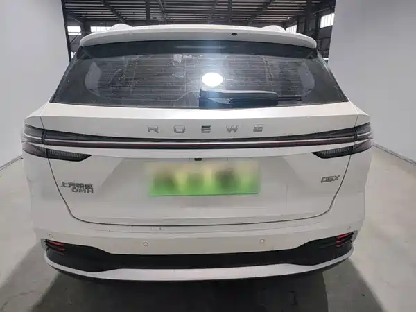Roewe D5X DMH 2024