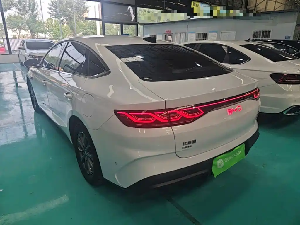 BYD Qin L 2025 — фото 5