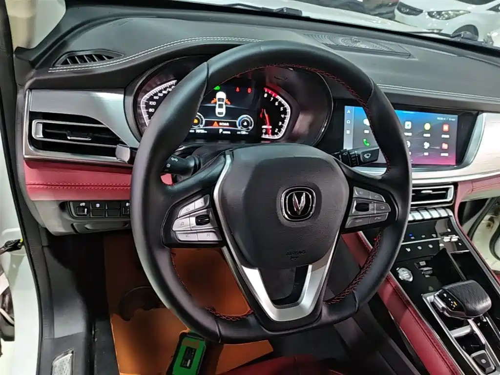 Changan CS85 COUPE 2021 — фото 11