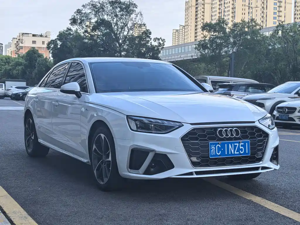 Audi A4L 2022