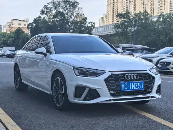 Audi A4L 2022