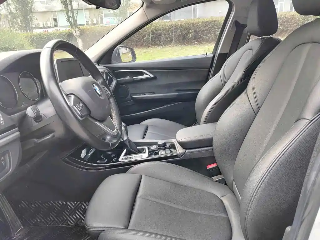 BMW 1 Series 2019