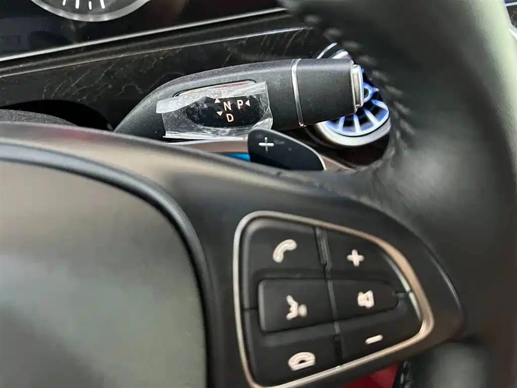 Mercedes-Benz Vito 2023 — фото 16