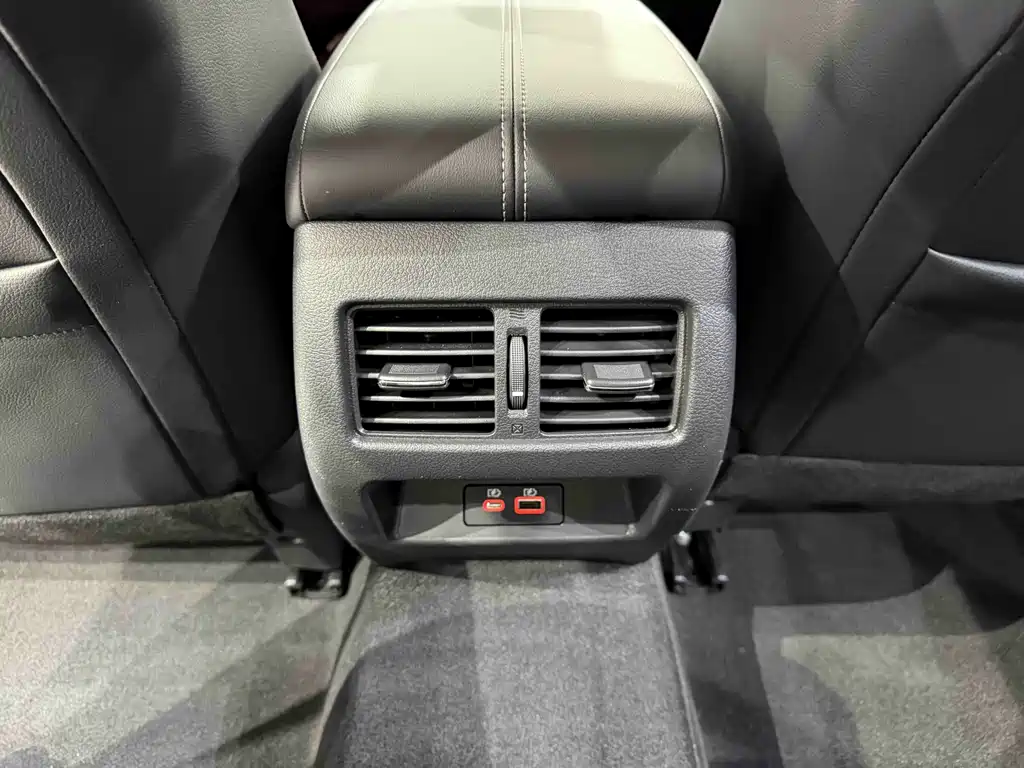 Nissan Teana 2022 — фото 15