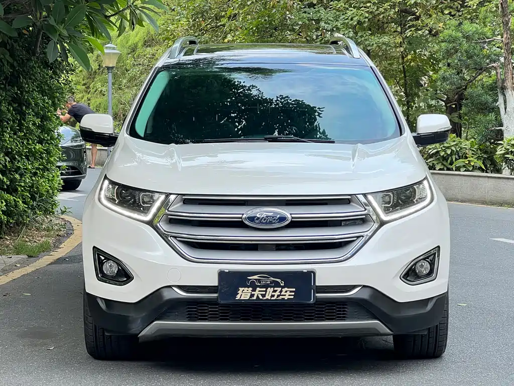 Ford Edge 2017 — фото 3
