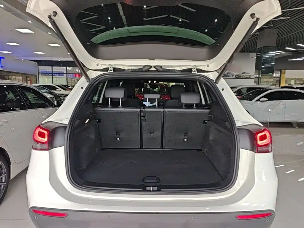 Mercedes-Benz GLA 2020 — фото 19