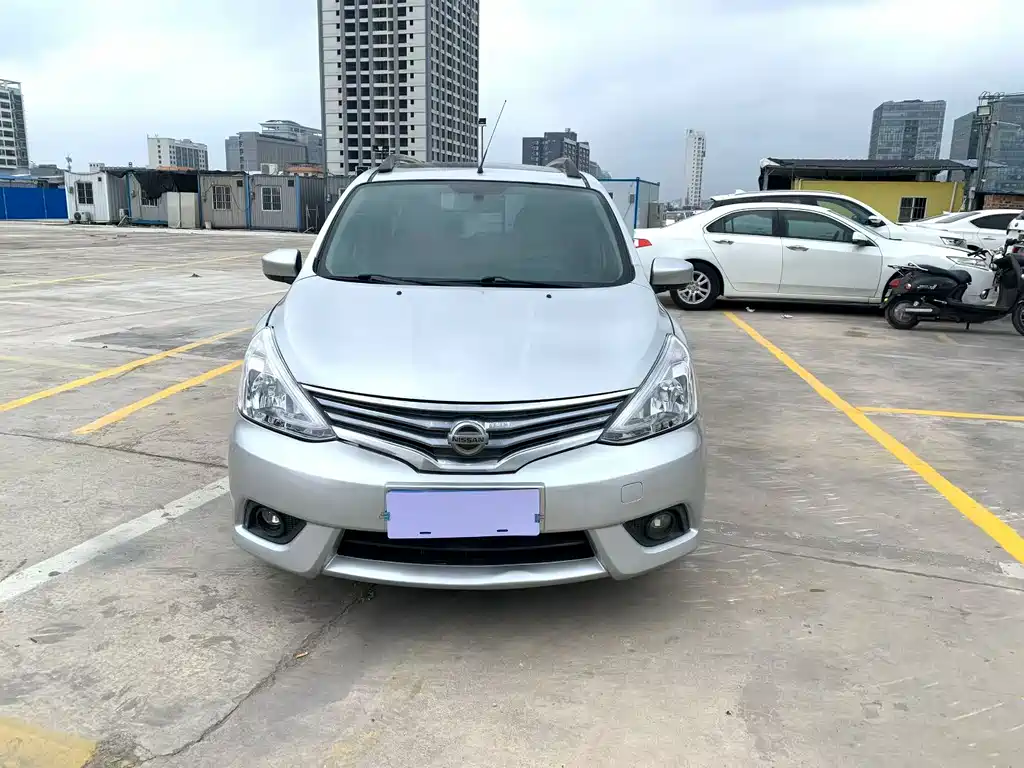 Nissan Livina 2014 — фото 2