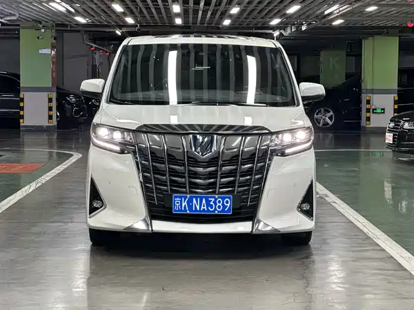 Toyota Alphard 2021