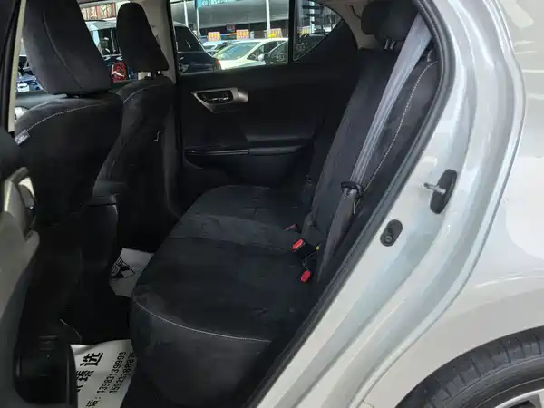 Lexus CT 2014