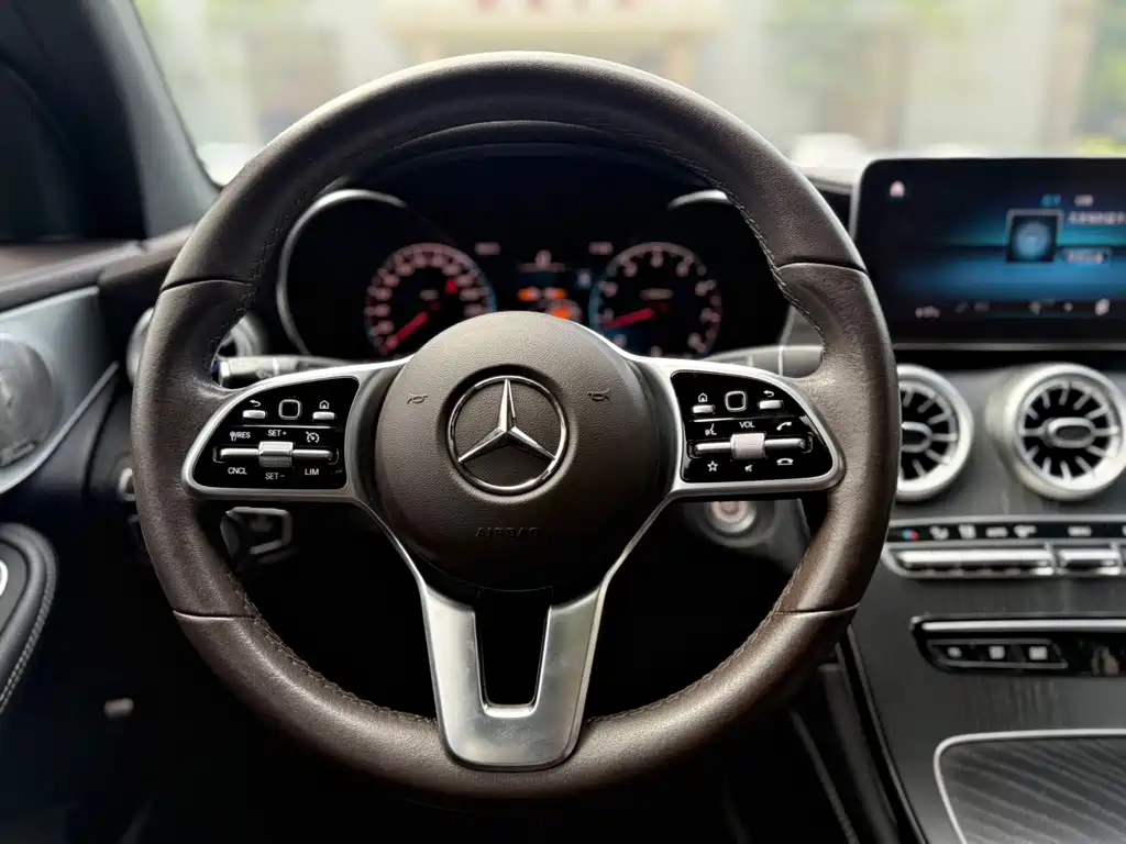 Mercedes-Benz GLC 2021 — фото 10