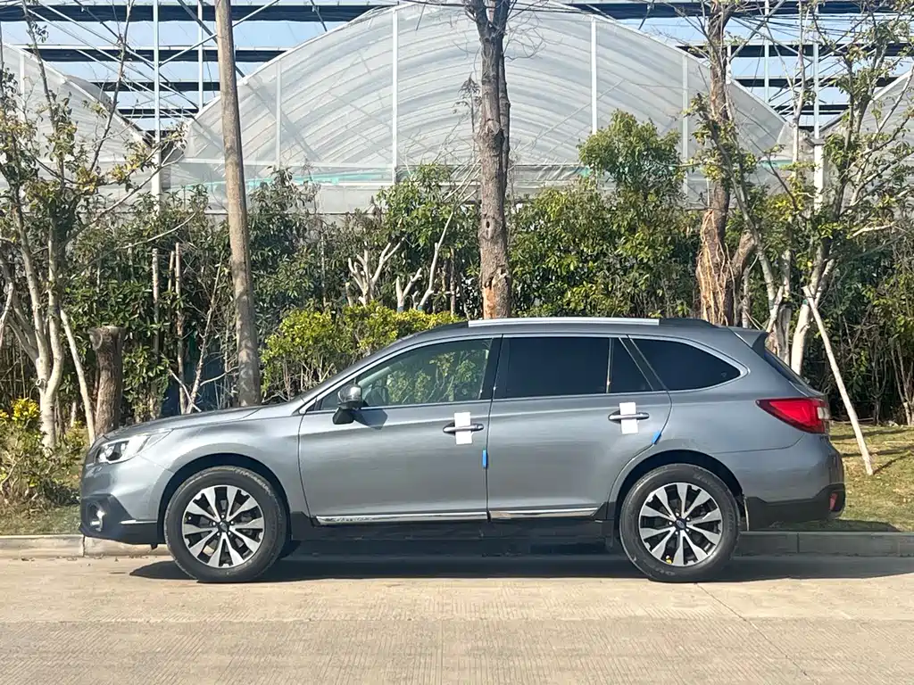 Subaru Outback 2015 — фото 12