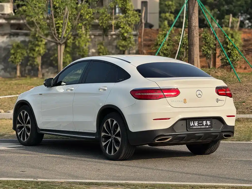 Mercedes-Benz GLC Coupe 2018 — фото 6