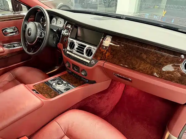 Rolls-Royce Ghost 2013