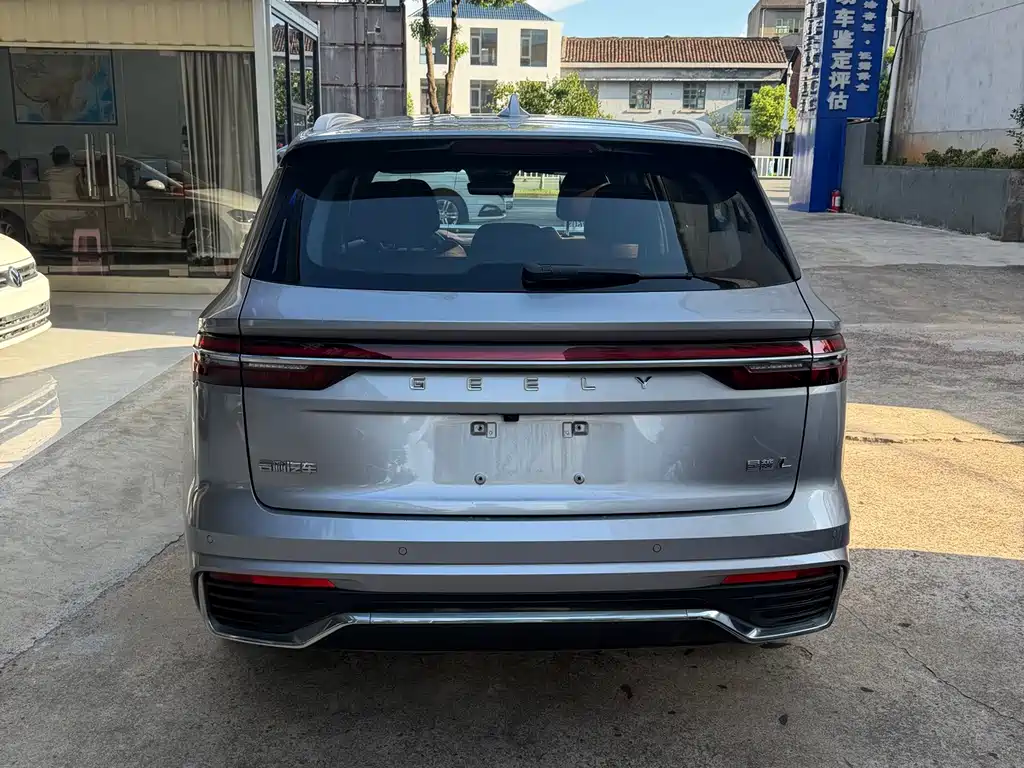 Geely Xingyue L 2022 — фото 10