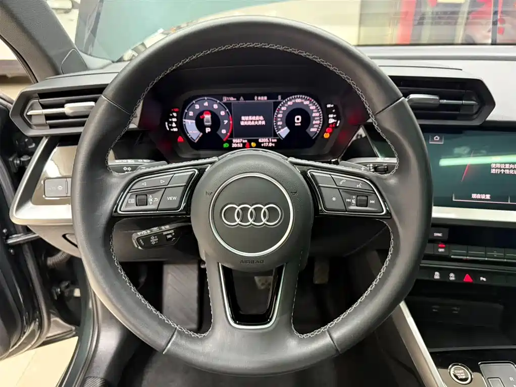 Audi A3 2023 — фото 11