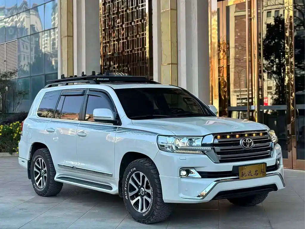 Toyota Land Cruiser 2020 — фото 3