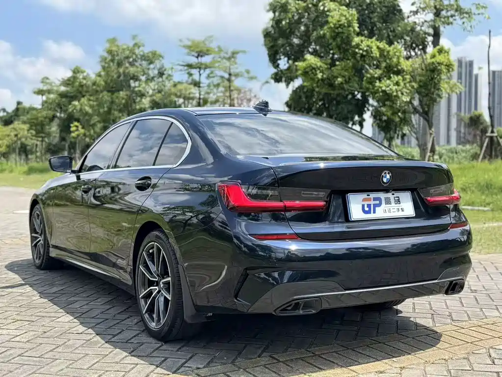 BMW 3 Series 2021