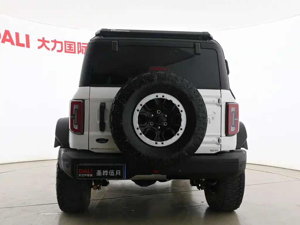 Ford Bronco 2025 — фото 13