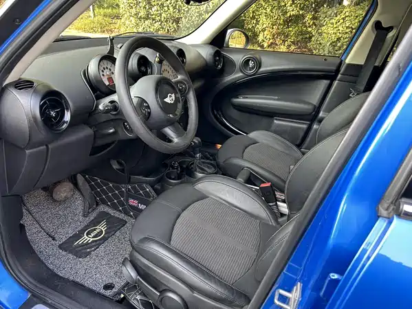 MINI Countryman 2014