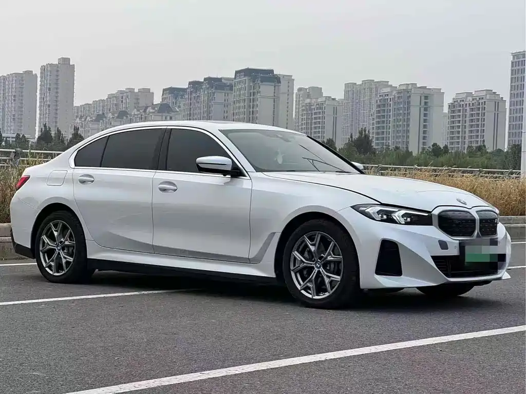 BMW i3 2023