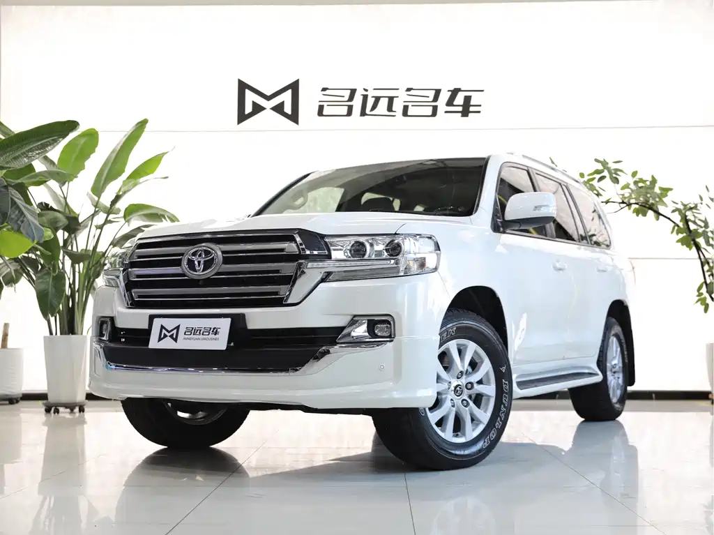 Toyota Land Cruiser 2020 — фото 1