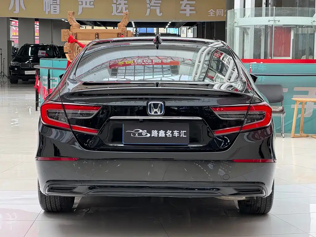 Honda Accord 2023 — фото 10