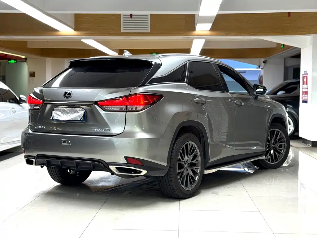 Lexus RX 2020 — фото 9