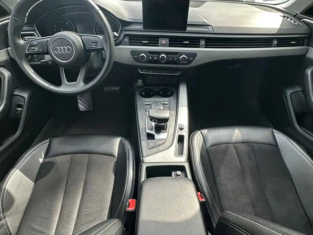 Audi A4L 2019 — фото 16