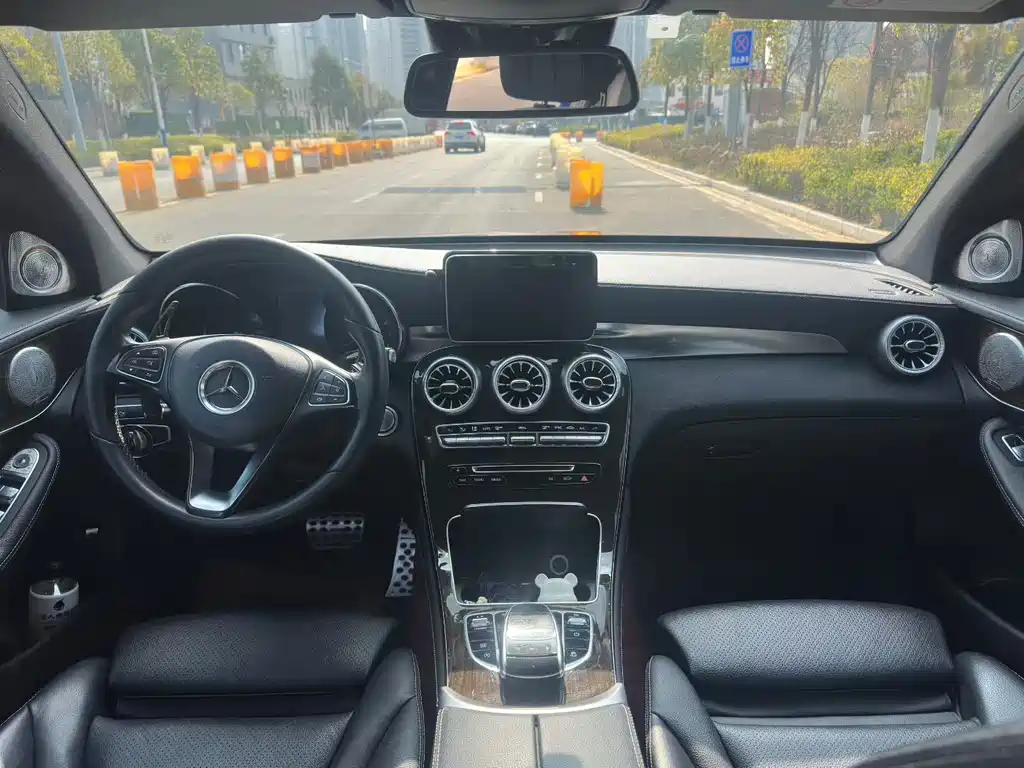 Mercedes-Benz GLC 2018