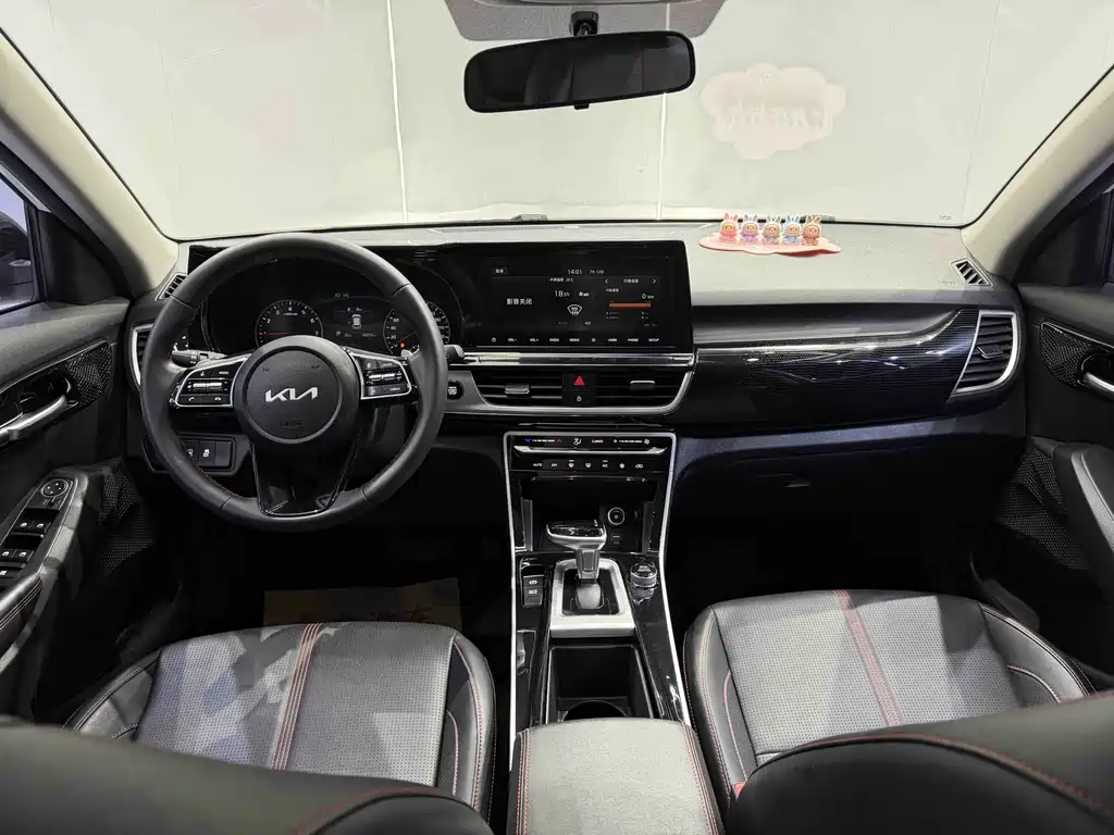 Kia KX3 2022 — фото 13