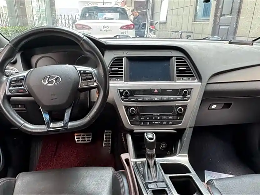 Hyundai Sonata 2016 — фото 10