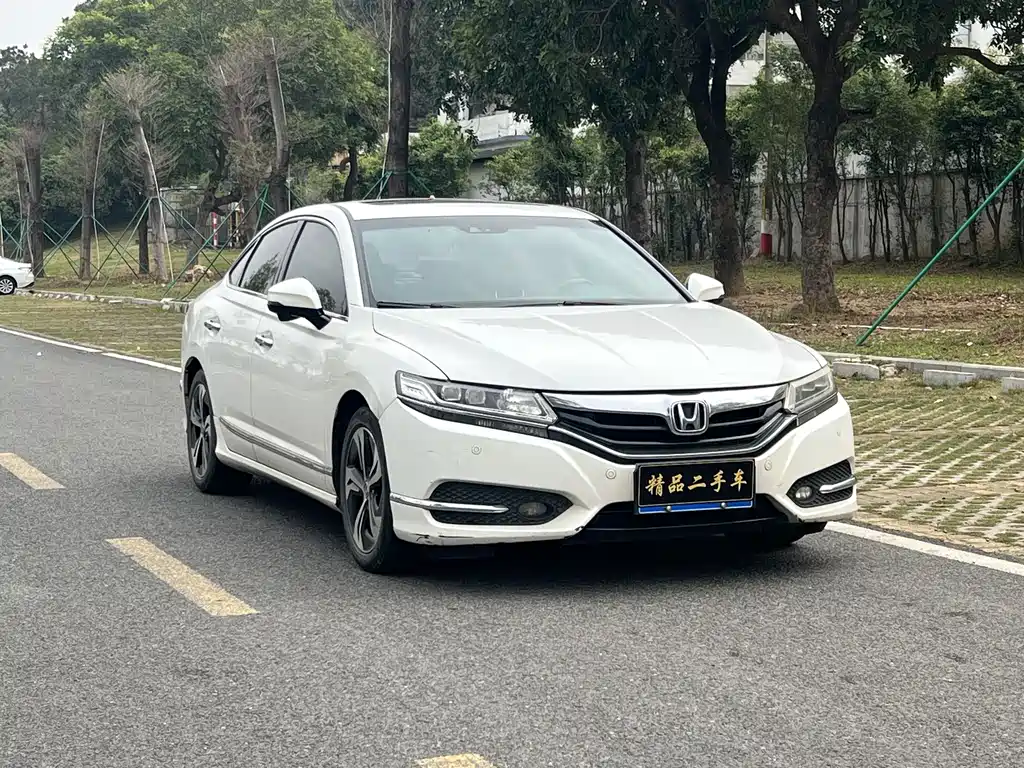 Honda Spirior 2016 — фото 4