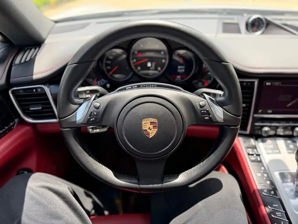 Porsche Panamera 2016 — фото 18