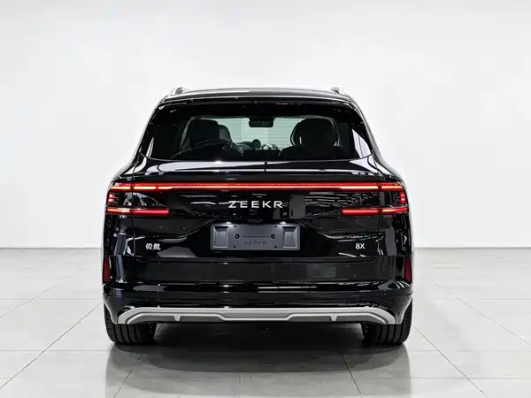 Zeekr 8X 2026