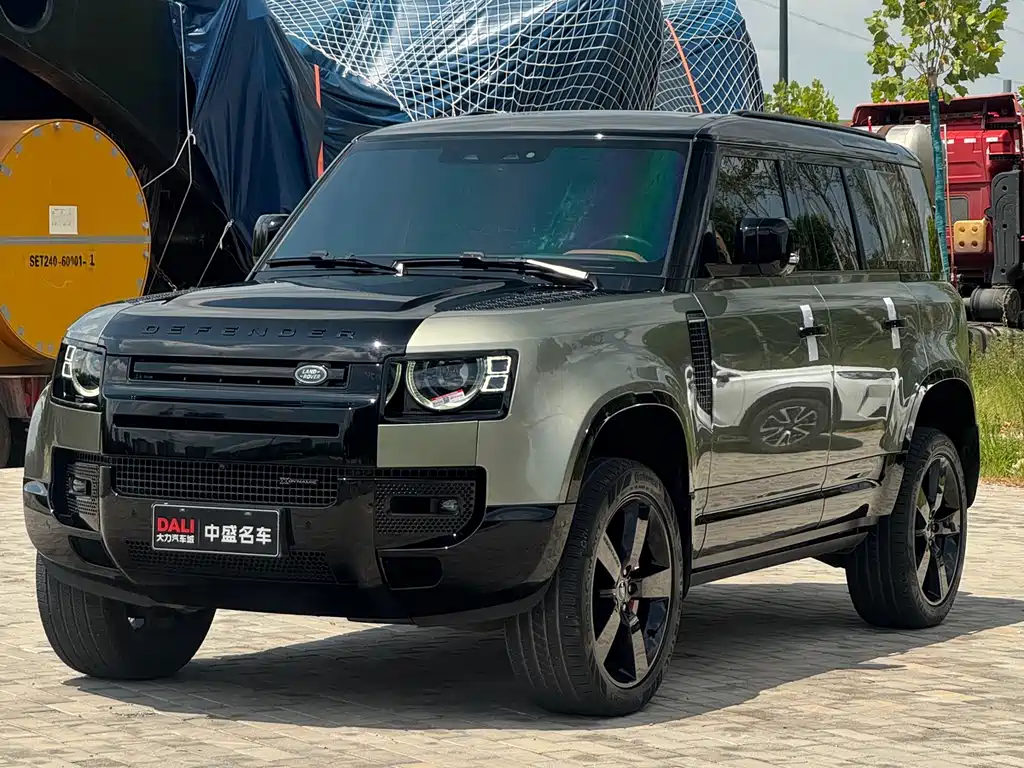 Land Rover Defender 2023 — фото 1