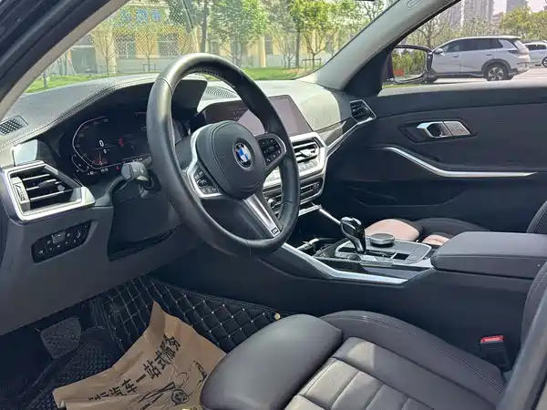 BMW 3 Series 2021