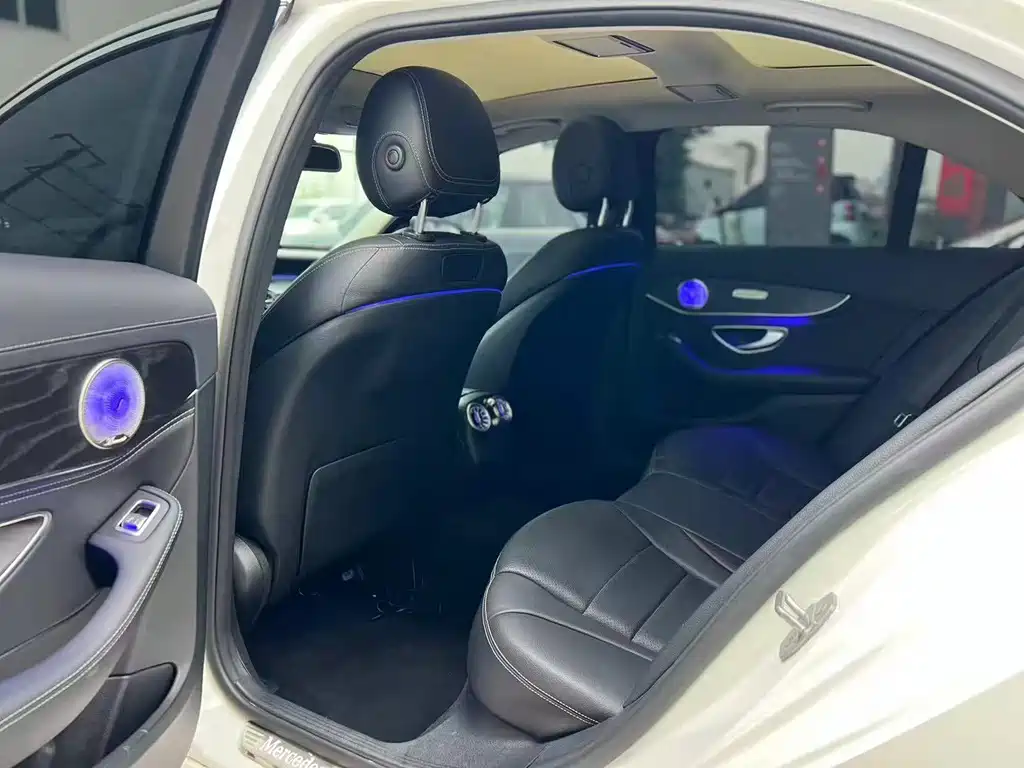 Mercedes-Benz C-Class 2018
