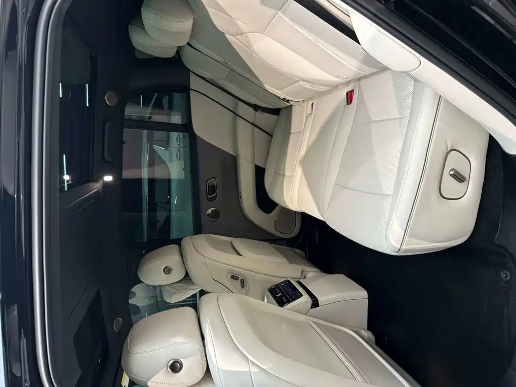 Li Auto i6 2025 — фото 15