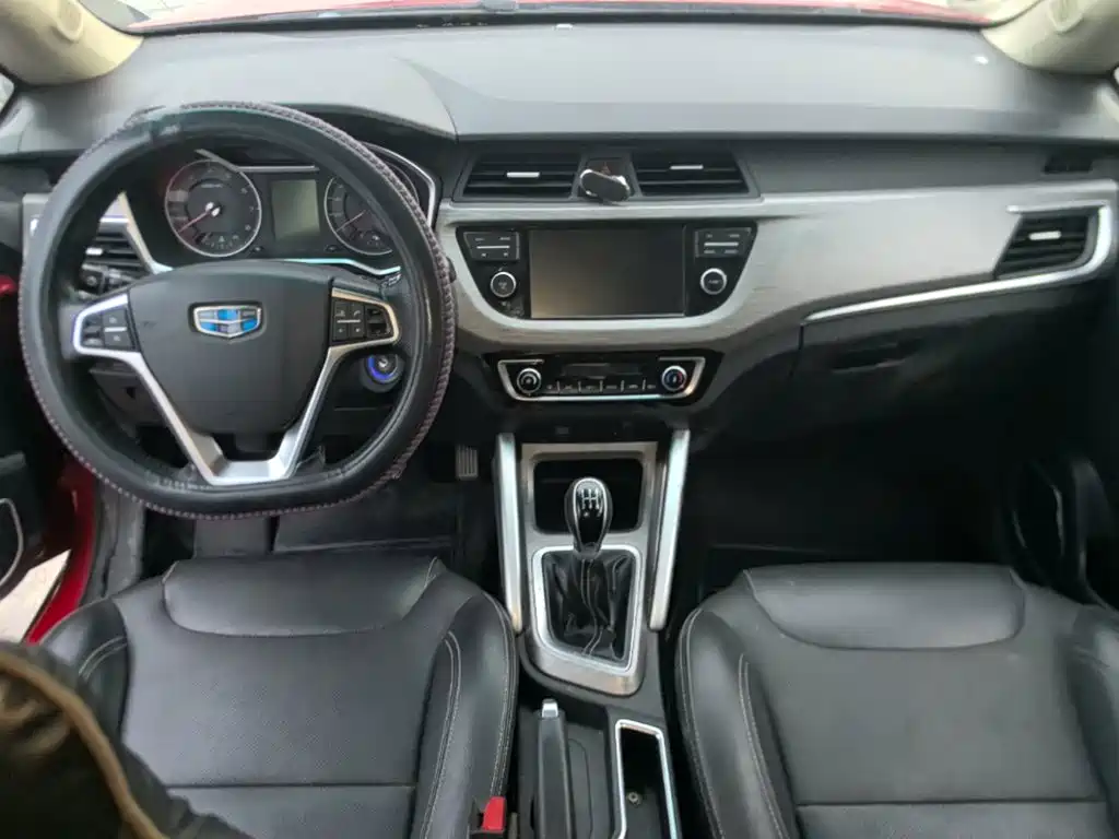 Geely Vision X3 2018 — фото 10