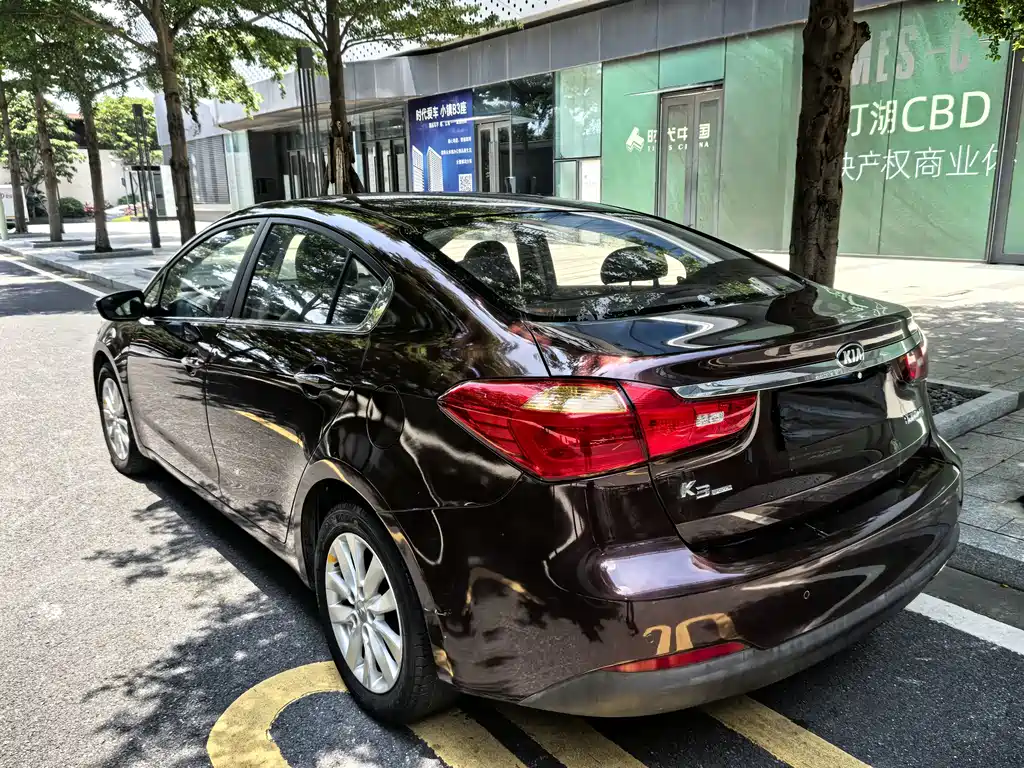 Kia K3 2012