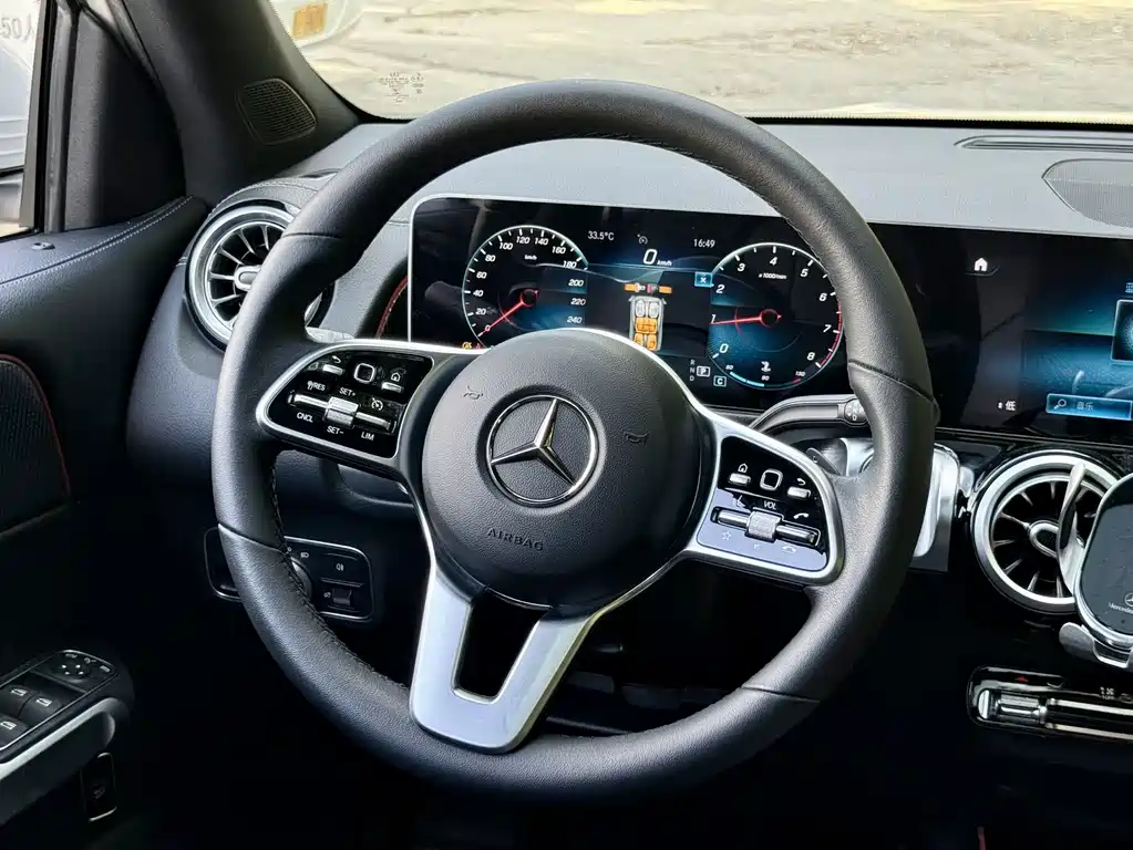 Mercedes-Benz GLB 2020 — фото 15