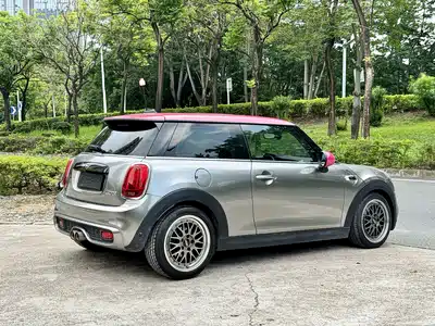 MINI MINI 2018