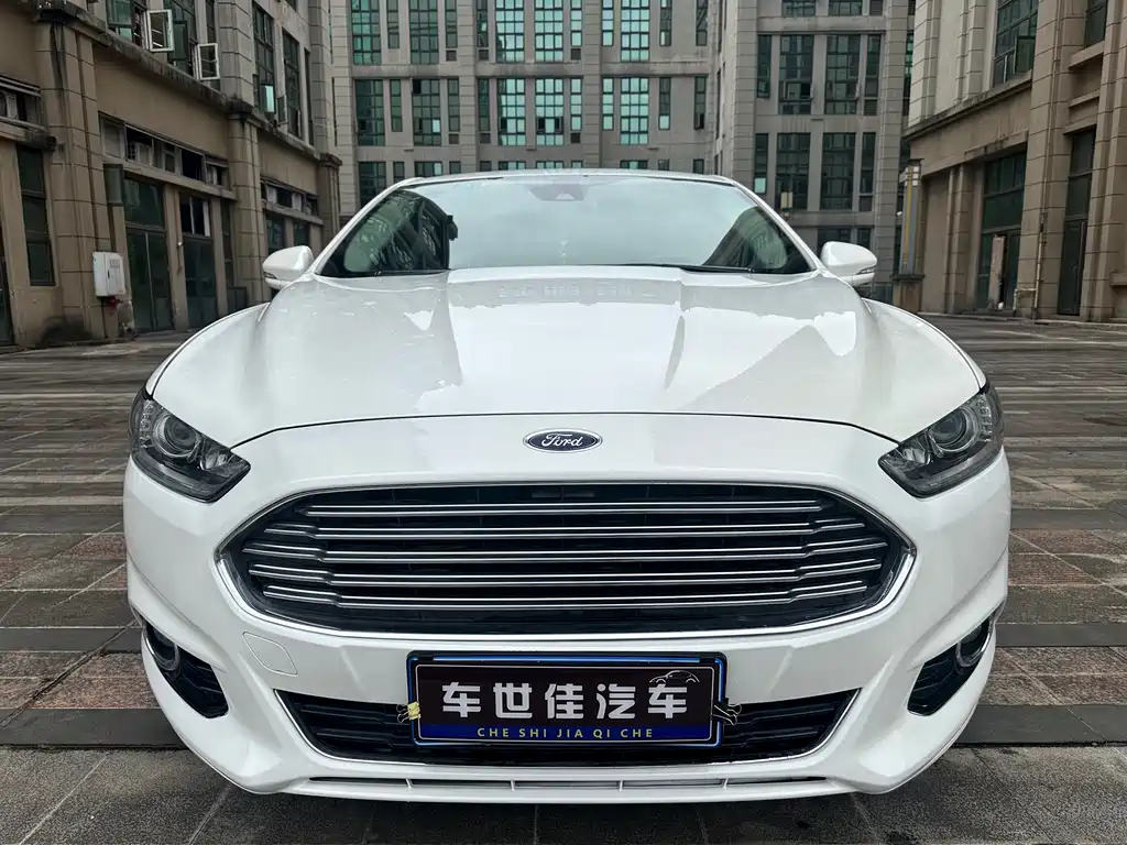Ford Mondeo 2014 — фото 2