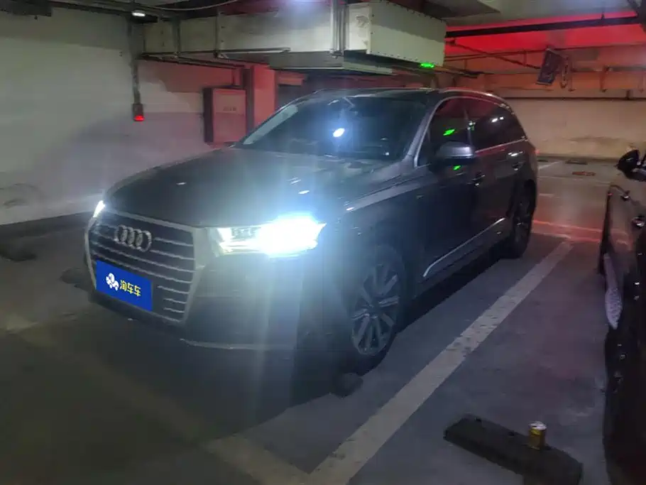 Audi Q7 2016
