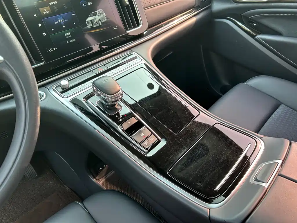 GAC Motor Trumpchi M8 2023 — фото 15