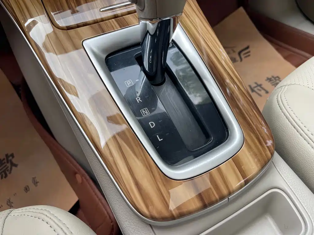 Nissan Sylphy 2015 — фото 12