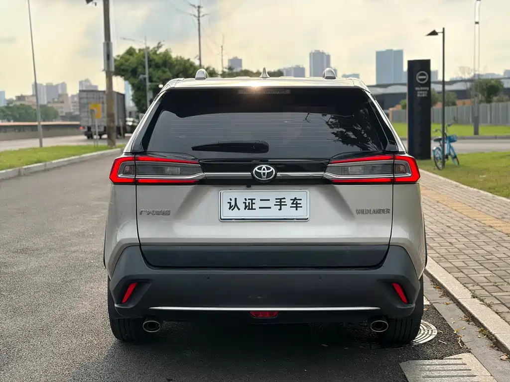 Toyota Wildlander 2021 — фото 16