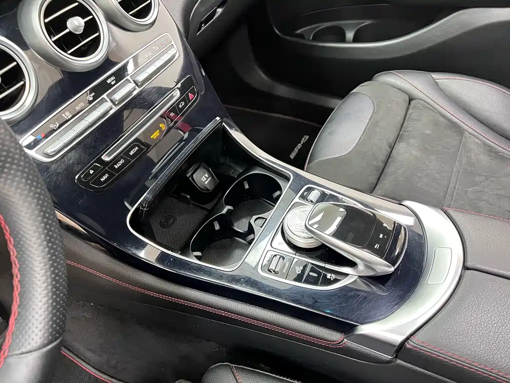 Mercedes-Benz GLC AMG 2019 — фото 27